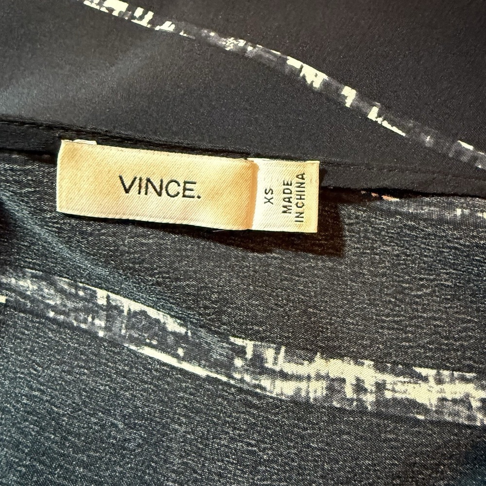 Vince 100% Silk Tunic Dress XS‎ Black V-Neck Minimalist Quiet Luxury Oversized - Picture 8 of 10